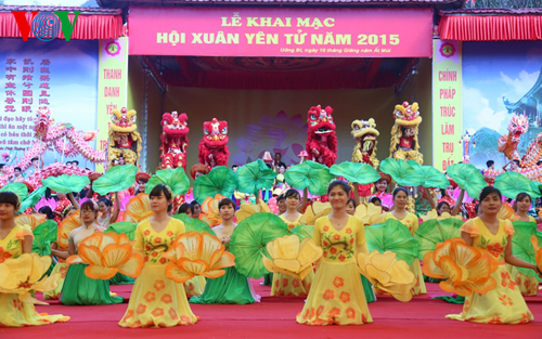 เปิดเทศกาลวสันต์ฤดูเอียนตื๋อปี 2015